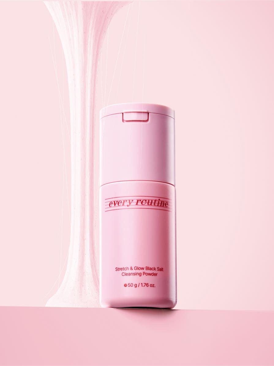 every routine Stretch & Glow Black Salt Cleansing Powder