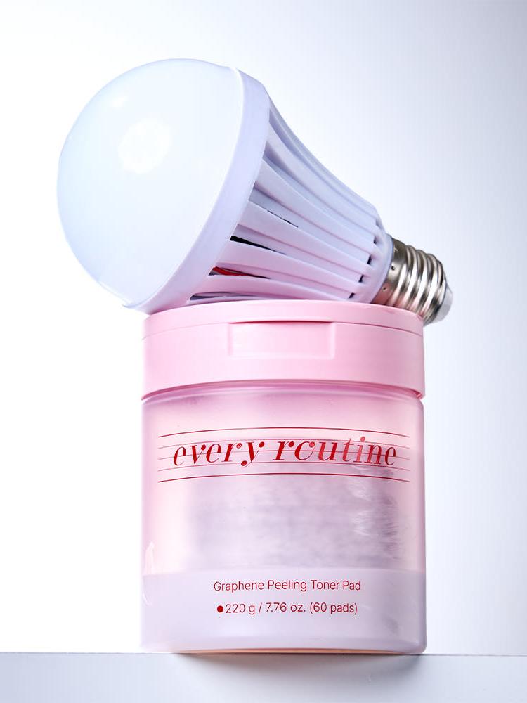 every routine Graphene Peeling Toner Pad
